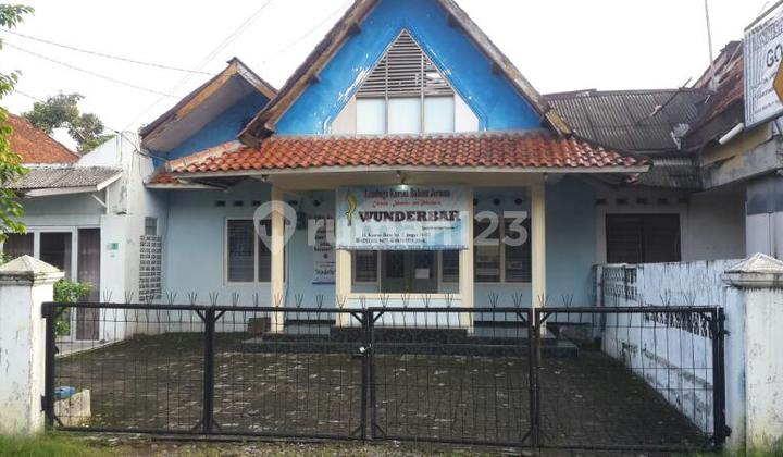 Strategic Plot with Old House Bonus in the Heart of Bogor City