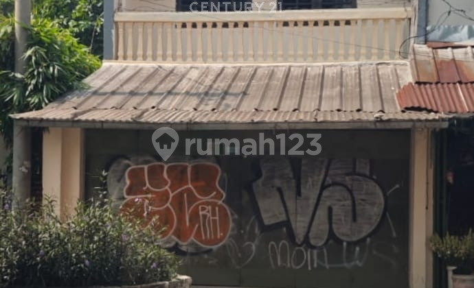 Strategic House Near City Center on Jl Batutulis Bogor