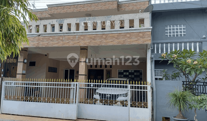 Rumah Strategis Dekat Mall di Nirwana Estate Cibinong