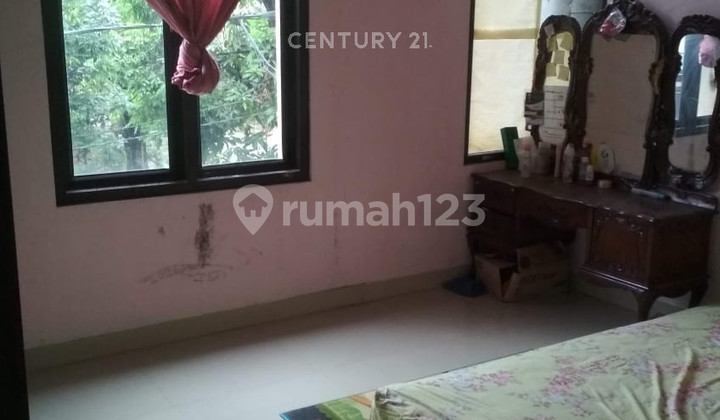 Rumah Strategis Siap Huni di Jl Piranha Iii Pancoran Mas Depok 2