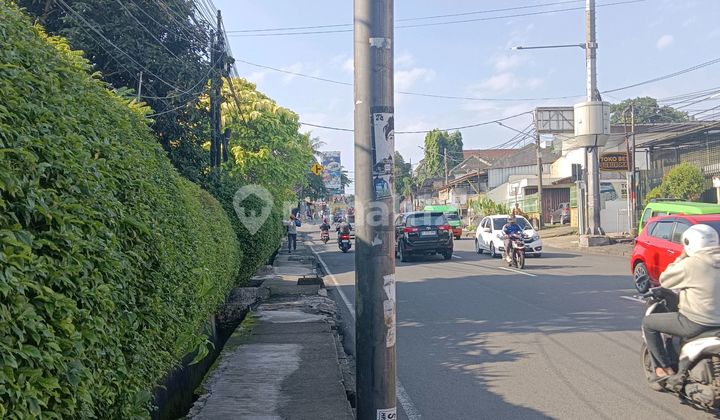 Strategic House on the Side of Jalan Pahlawan, South Bogor. 2