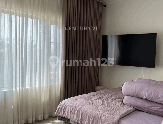 Ready-to-Occupy Trumah Hook Furnished in Rancamaya Golf Estate 2