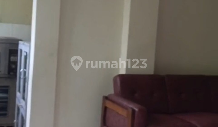 Rumah Strategis 3 Lantai di Villa Dago Pamulang Tangerang Selatan 2