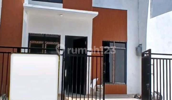 New House Ready to Occupy Near Station in Villa Ciomas Indah Bogor New House Ready to Occupy Near Station in Villa Ciomas Indah Bogor