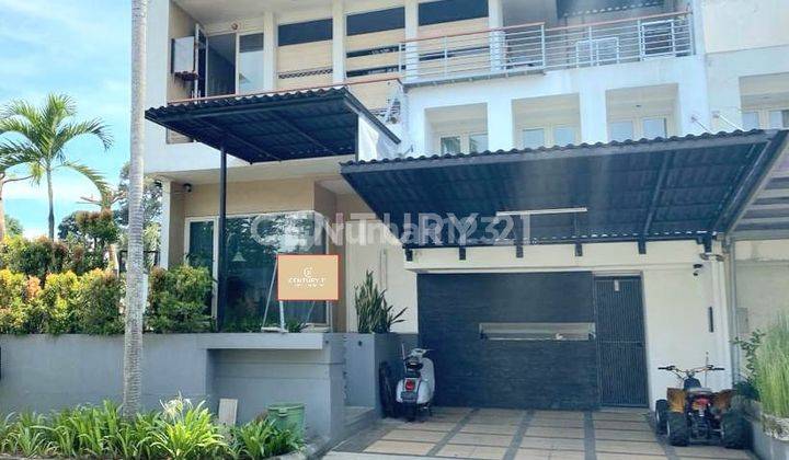 Rumah 2 Lantai Asri Hook Di Rancamaya Golf Estate Bogor Dekat Jalan Tol 1