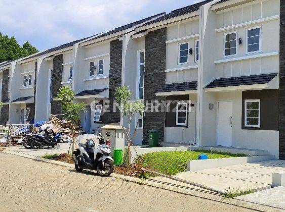 Rumah Baru 2 Lantai Di Pakuan Hills Tajur  Bogor Dekat Jalan Tol 1