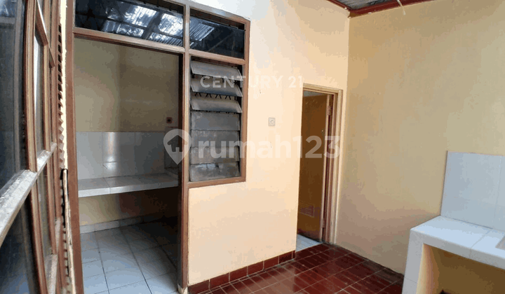 Strategic House in Business Area at Bukit Cimanggu City Bogor