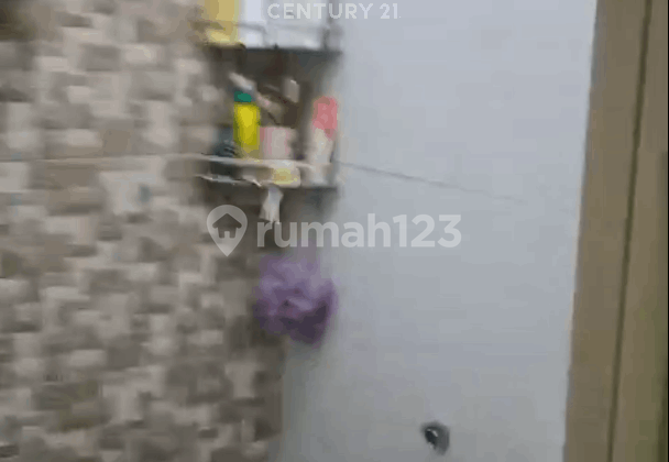 kamar mandi rumah siap huni bebas banjir