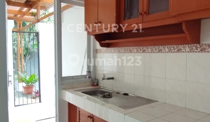 Hook House in Sentul City, Taman Legian Cluster, Near AEON Mall. 2