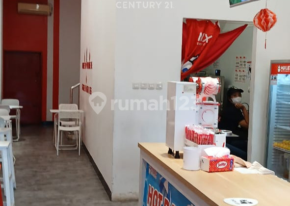 3-Storey Roadside Shophouse on Jl Re Martadinata, Ciwaringin, Bogor 2