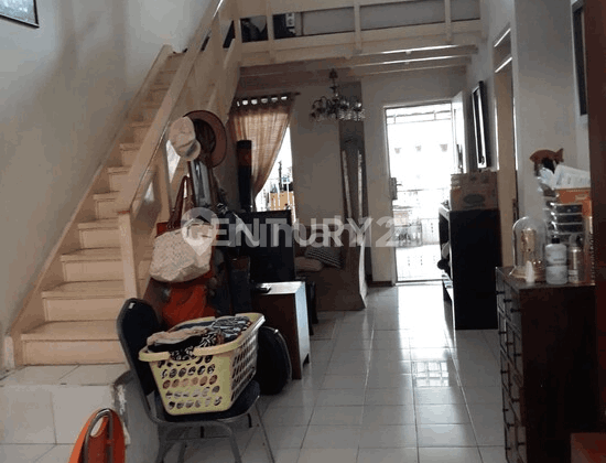 House Near Cultural Park, Vanesia Cluster, Sentul City.