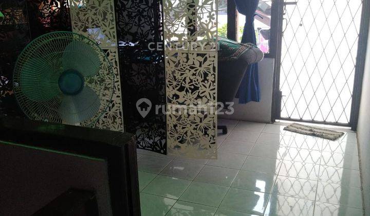 dapur rumah strategis di perumahan pandan
