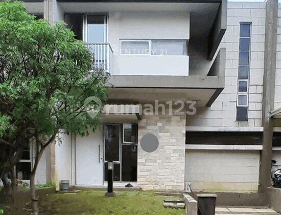 Rumah Strategis Di Perumahan Royal Tajur Cluster Bradfield Bogor