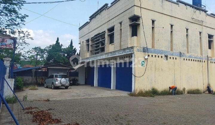 Ruko Majalaya, spacious parking, container access. 1