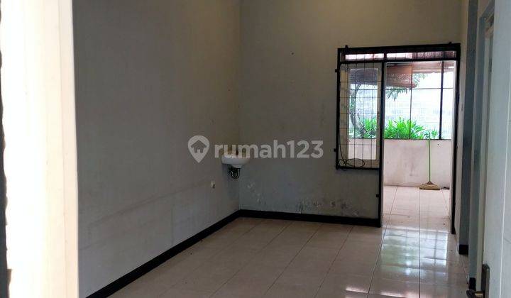 Rumah Cantik Di Tki 3, Blok E 2