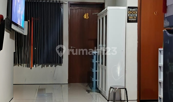 The house in Nata Endah Kopo has been beautifully renovated. 2