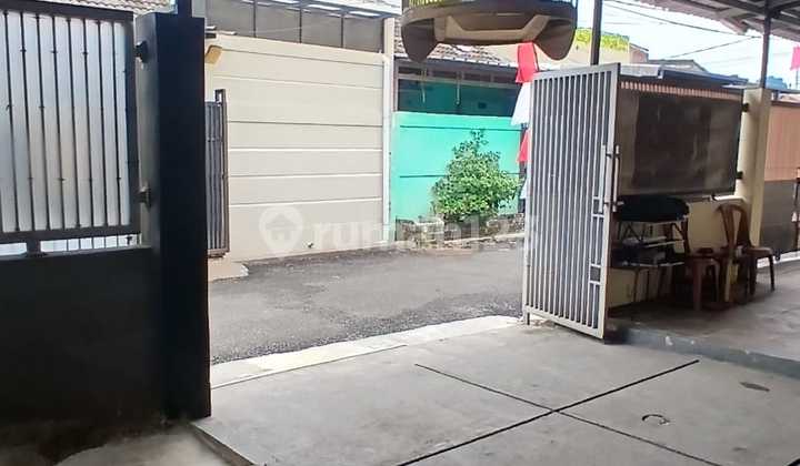 Rumah Bagus di Cibaduyut Sudah Sible Ada Kanopi 2