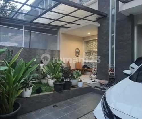 Rumah Bagus Di Geger Kalong Furnished Bagus 2