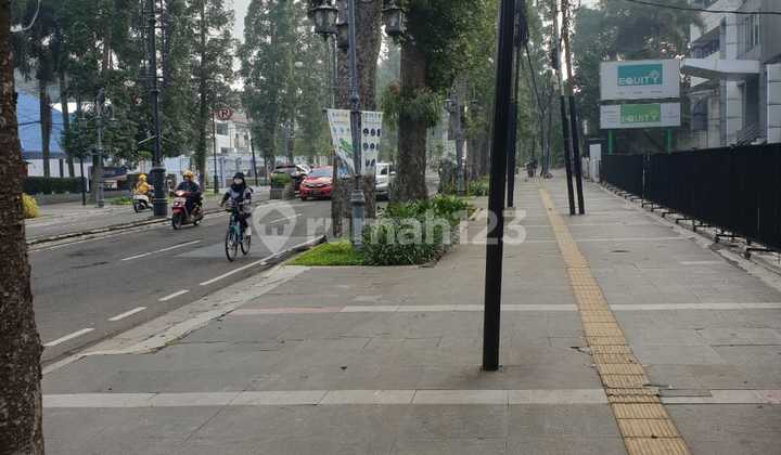 Rumah Strategis Bandung di Dago