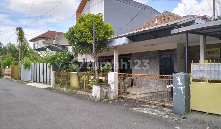 Rumah Strategis Tengah Kota Bandung Rumah Strategis Tengah Kota Bandung