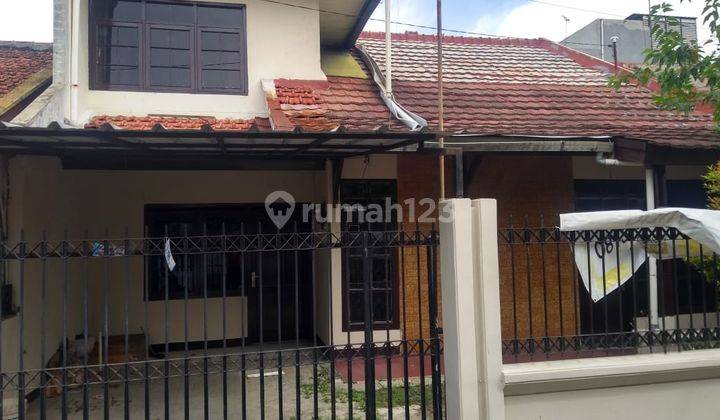 Rumah Strategis Tengah Kota 1