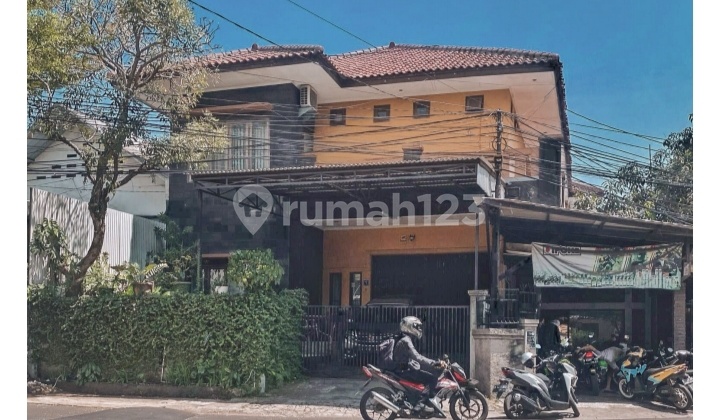 Strategis Murah Rumah dan Toko Siap Huni Jalan Utama Komplek Mekarwangi Strategis Murah Rumah dan Toko Siap Huni Jalan Utama Komplek Mekarwangi 