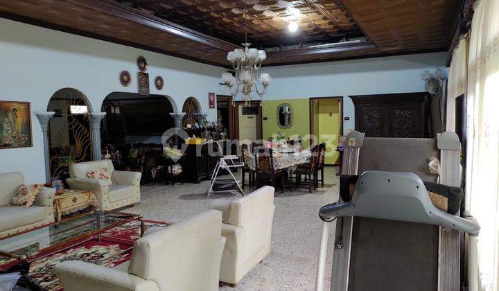 RUMAH BELANDA TERAWAT DI KOTA BANDUNG RUMAH BELANDA TERAWAT DI KOTA BANDUNG