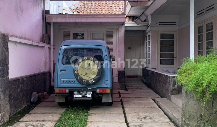 strategis tengah kota sayap burangrang bangunan belanda cocok untuk kantor atau tinggal strategis tengah kota sayap burangrang bangunan belanda cocok untuk kantor atau tinggal