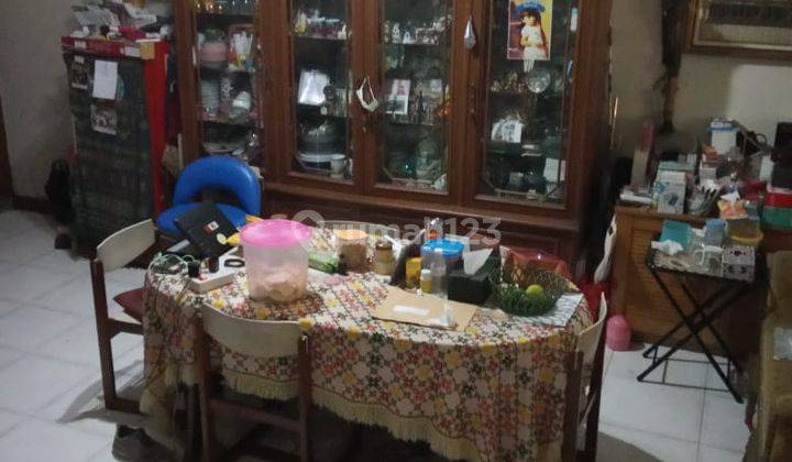 Strategis Rumah Terawat Tengah Kota Daerah Pusat Kuliner Burangrang Bandung 2