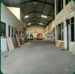 For Sale Warehouse Margomulyo Permai 600M2 Partial Paving Double Gate For Sale Warehouse Margomulyo Permai 600M2 Partial Paving Double Gate