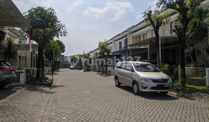DIJUAL RUMAH MODERN ROYAL RESIDENCE CLUSTER MONTICELLO SURABAYA BARAT – LT 144 LB 350 2 lantai 2
