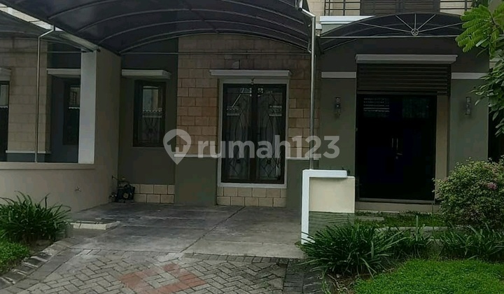 Disewakan Rumah Royal Residence 180 M2 Cluster Depan Surabaya Disewakan Rumah Royal Residence 180 M2 Cluster Depan Surabaya