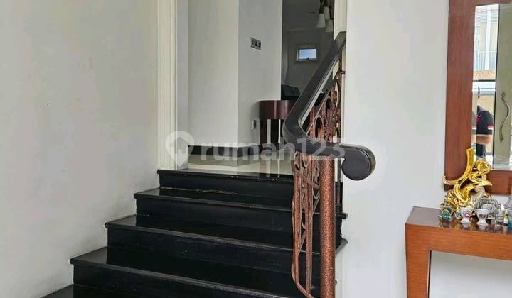 FOR SALE RAFFLES GARDEN MINIMALIST HOUSE 200M2 CITRALAND WEST SURABAYA 2