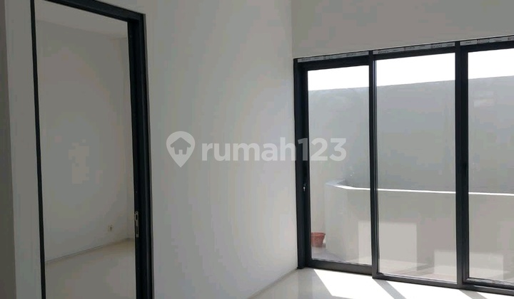DIJUAL RUMAH BARU MINIMALIS SATELIT UTARA 2LANTAI SURABAYA BARAT 2