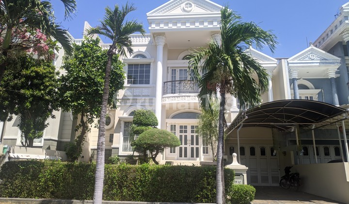 Dijual Rumah Mewah American Style Citraland Surabaya Barat - Raffles Garden Cluster Depan