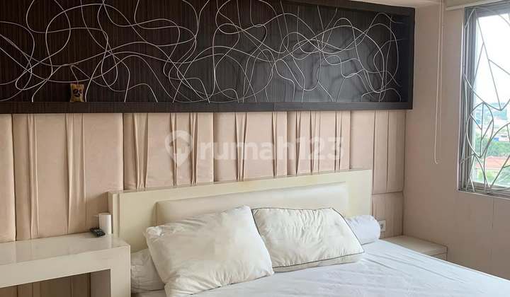 FOR RENT: WATERPLACE APARTMENT 2 BEDROOM TOWER C WEST SURABAYA 2