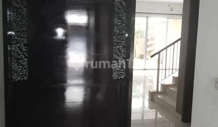 Dijual Cepat Rumah Cluster Palm Spring Jakarta Garden City