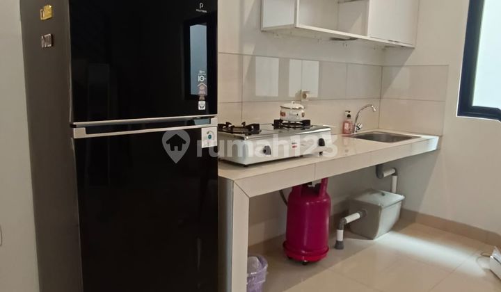 Disewakan Rumah Baru 2 Lantai Minimalis Full Furnished di Daerah Cluster Viola, Summarecon Crown Gading, Bekasi 2