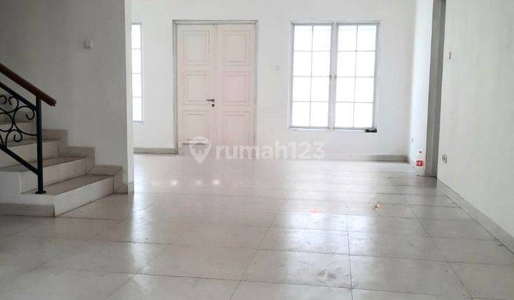 Rumah 2lt 220m Type 4KT Royal Residence Cakung 2