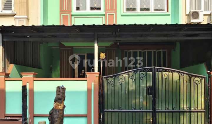 Dijual Cepat Rumah 2 Lantai luas 90m2 6x15 di Royal Residence Pulogebang