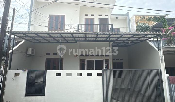 Dijual Rumah di Harapan Indah 1 Harapan Indah Bekasi Dijual Rumah di Harapan Indah 1 Harapan Indah Bekasi