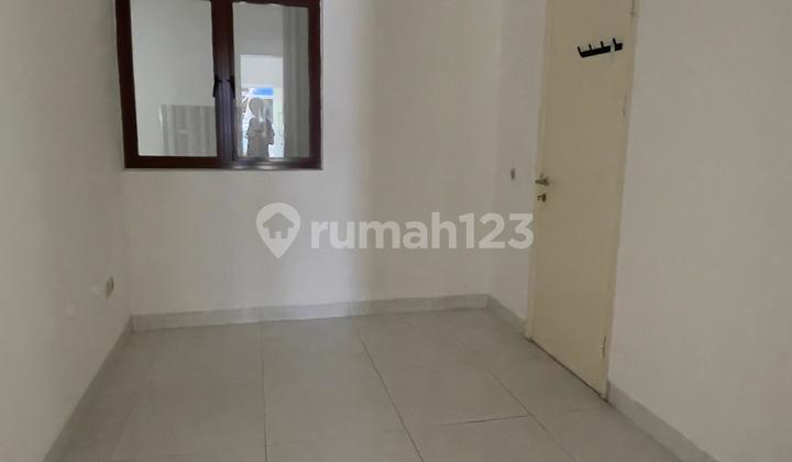 Dijual Rumah Sdh Renov luas 148m2 di Cluster Zebrina JGC Cakung 2