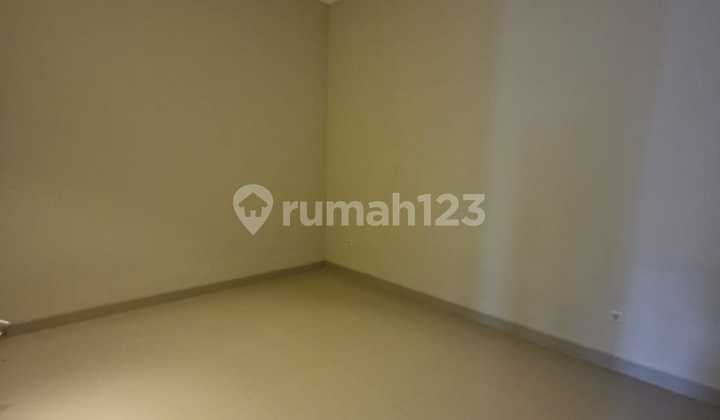 For sale 2-story house with 153m2 area in Buaran Regency, East Jakarta 2