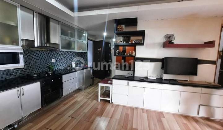 The Boutique Apartment, Luxurious, Fully Furnished 3 BR, Strategic Location at Jiexpo Kemayoran