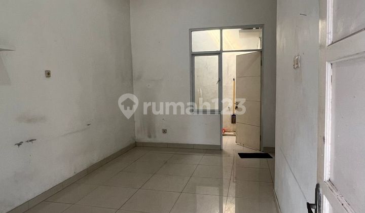 For Rent Ready-to-Use House in Grandview Karawaci Strategic Location 2