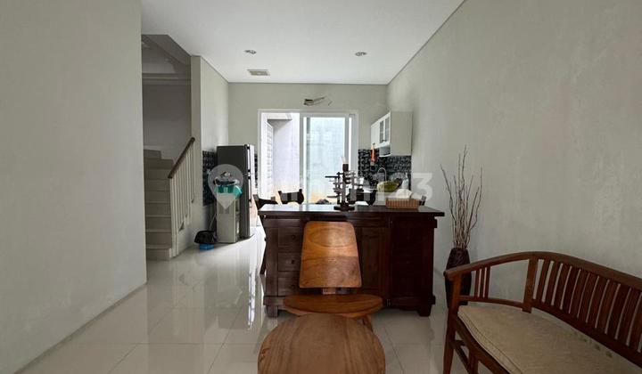 Nice Tidy 2-Story House in Bintaro Near Modern Market Nice Tidy 2-Story House in Bintaro Near Modern Market