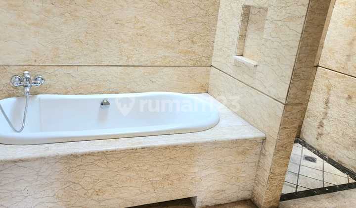 3-Story Ready-to-Occupy House in Pondok Indah, South Jakarta 2