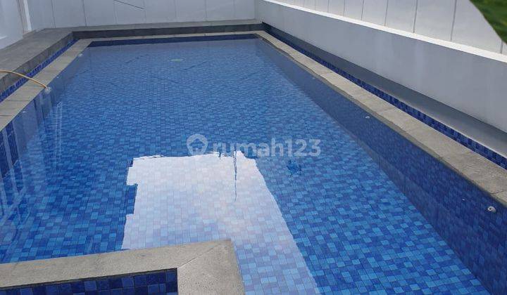 rumah baru dengan pool di kebayoran baru kawasan elite 1