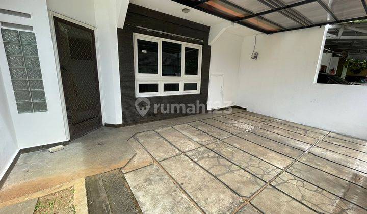 Jual Cepat Rumah cantik 2,5 lantai siap huni di perumahan Rancho Indah, Tanjung Barat , Jakarta Selatan 2