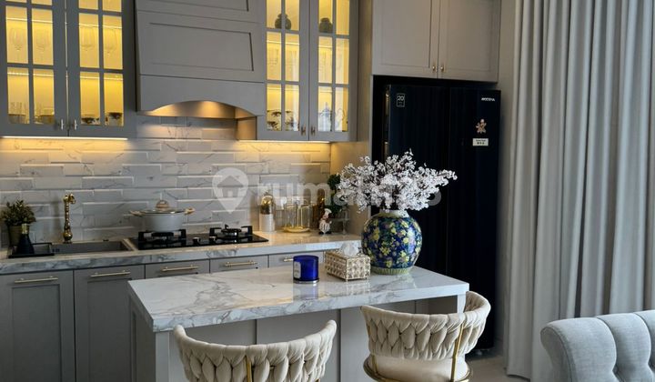 For Sale Quickly Beautiful House Fully Furnished in Graha Hijau Cluster on Jl. Supratman, East Ciputat.